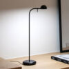 Lampe à poser Pin en aluminium par Ichiro Iwasaki x Vibia