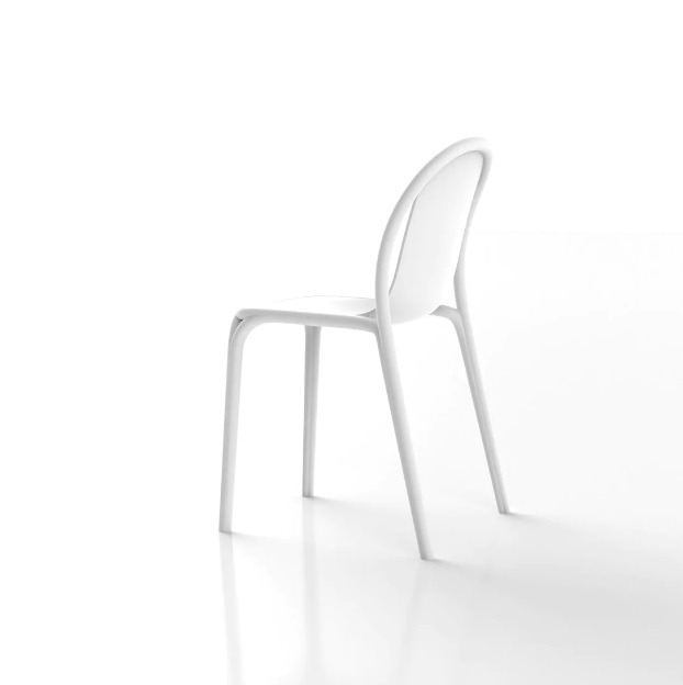 Chaise Brooklyn en polypropylène au design contemporain par Eugeni Quitllet x Vondom