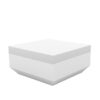 Pouf carré Vela en polyéthylène par Ramón Esteve x Vondom