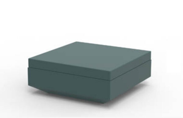 Pouf carré Vela en polyéthylène par Ramón Esteve x Vondom