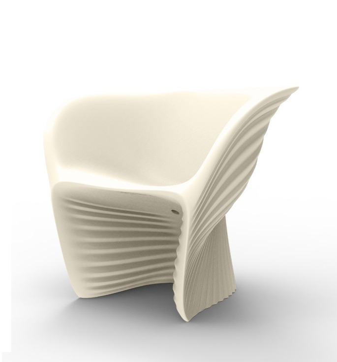 Fauteuil BIophilia en polyéthylène au design contemporain par Ross Lovegrove x Vondom