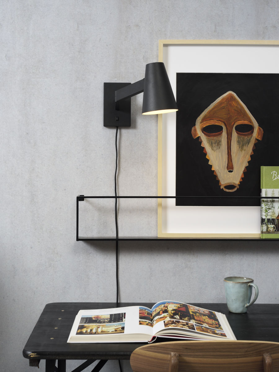 Applique Biarritz en métal au design contemporain par It's About Romi
