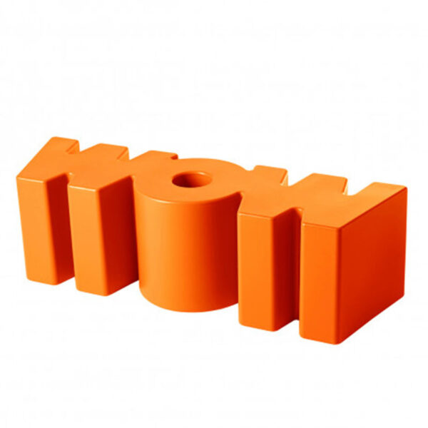 Banc Wow en polyéthylène par Kazuko Okamoto x SLIDE Studio