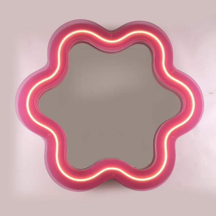 Applique Miroir Supercurve Flower par BBMDS X Seletti