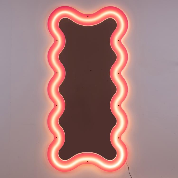 Applique Miroir Supercurve Tall par BBMDS X Seletti