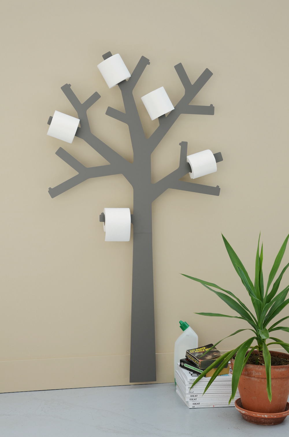 Porte papier Pqtier en acier par Presse citron Studio