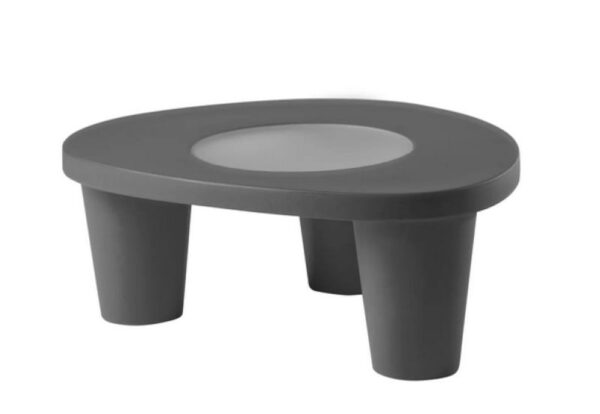 Table basse Low Lita en polyéthylène par Paola Navone x SLIDE Studio