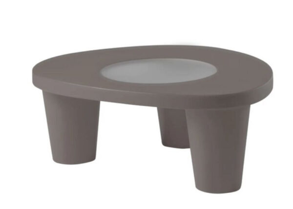 Table basse Low Lita en polyéthylène par Paola Navone x SLIDE Studio