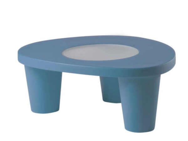 Table basse Low Lita en polyéthylène par Paola Navone x SLIDE Studio