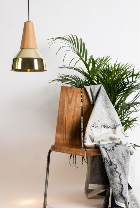 Suspension en frêne Eikon ray au design scandinave