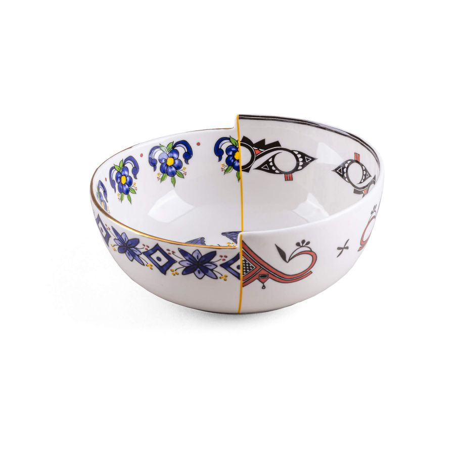 Bol hybride Tiwanaku en porcelaine par CTRLZACK x Seletti