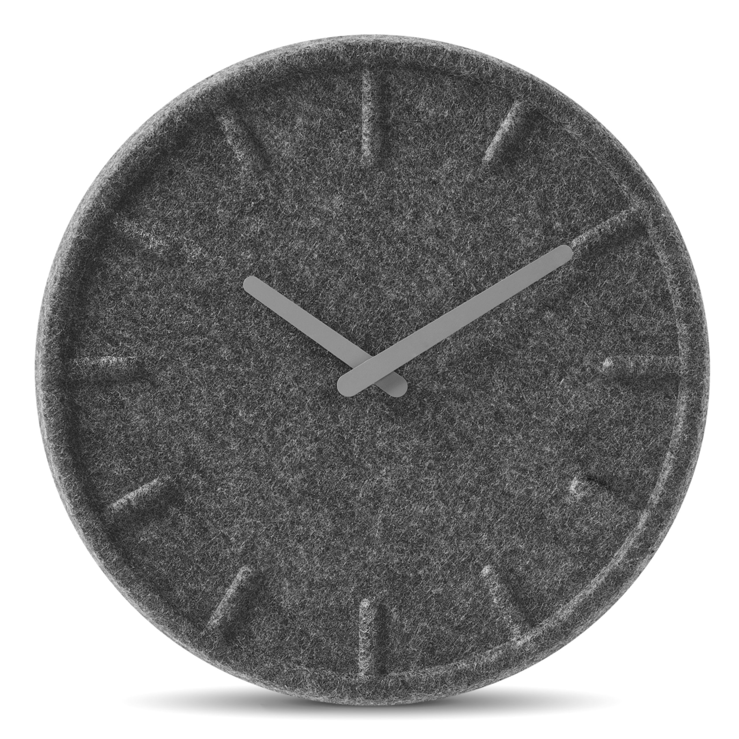 Horloge murale design Felt 35 gris en feutre par Sebastian Herkner
