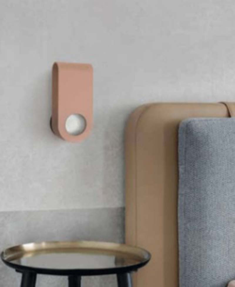 Applique Oka par Roberto Giacomucci x Marchetti