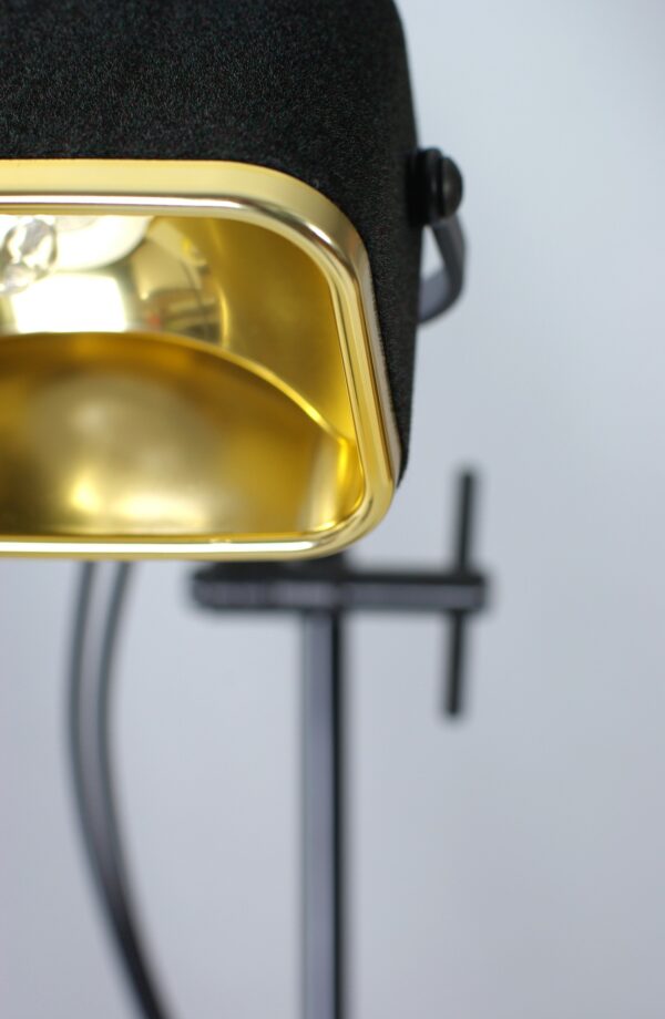 Lampe à poser vintage MOB en aluminium anodisé noir par Swabdesign