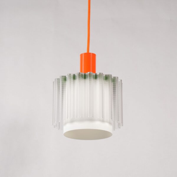 Suspension Gigi n°4 en matériaux recyclés par Warren & Laetitia
