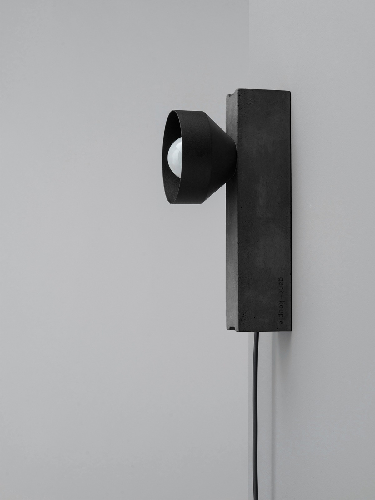 Applique murale BLOC en béton par +kouple x Gant Lights