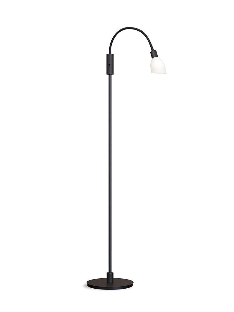 Lampadaire Cut base en métal avec abat-jour flexible au design contemporain par Herstal