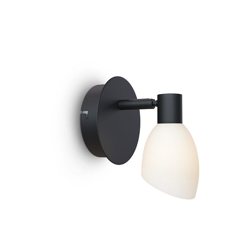 Applique Cut base en métal avec abat-jour inclinable au design contemporain par Herstal