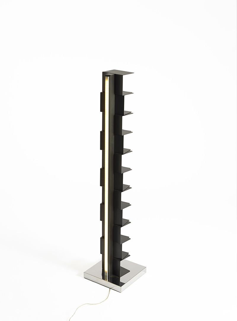 Bibliothèque Ptolomeo Luce en acier au design contemporain de Bruno Rainaldi x Opinion Ciatti