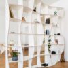 Bibliothèque DUNE par Jaanus Orgusaar au design scandinave