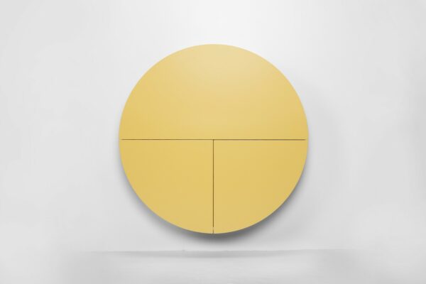 Bureau mural Pill bleu en bois par Inesa Malafej au design scandinave