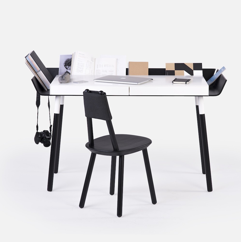 Bureau My Writing 2 en bois par Inesa Malafej au design scandinave