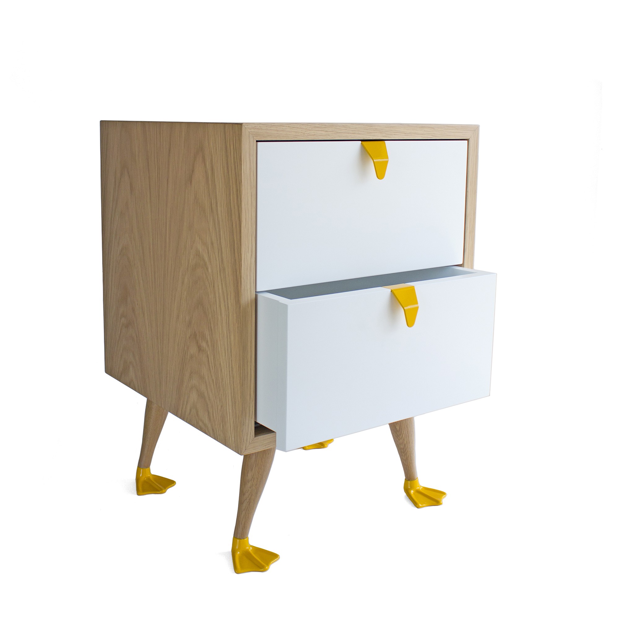 Table de chevet Tio par Filipa Mendes & Gustavo Macedo