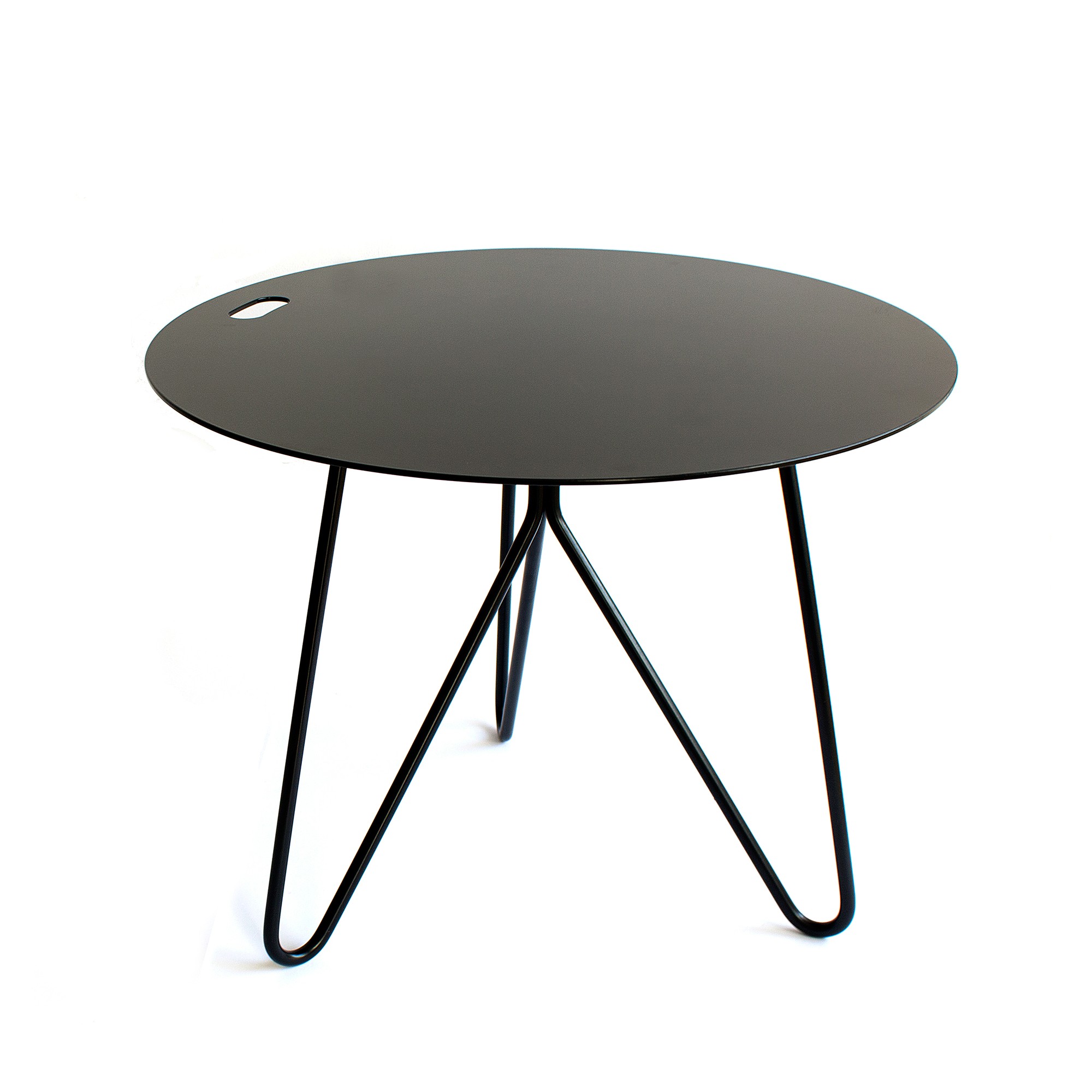 Table basse design SEIS en acier par Filipa Mendes & Gustavo Macedo