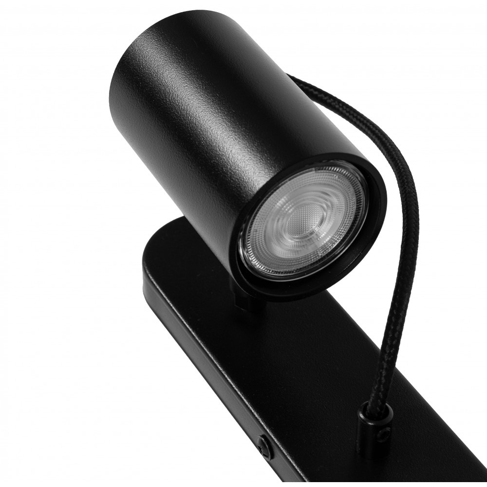 Applique murale Kop base en métal avec diffuseur tubulaire au design contemporain par Ummo Lighting