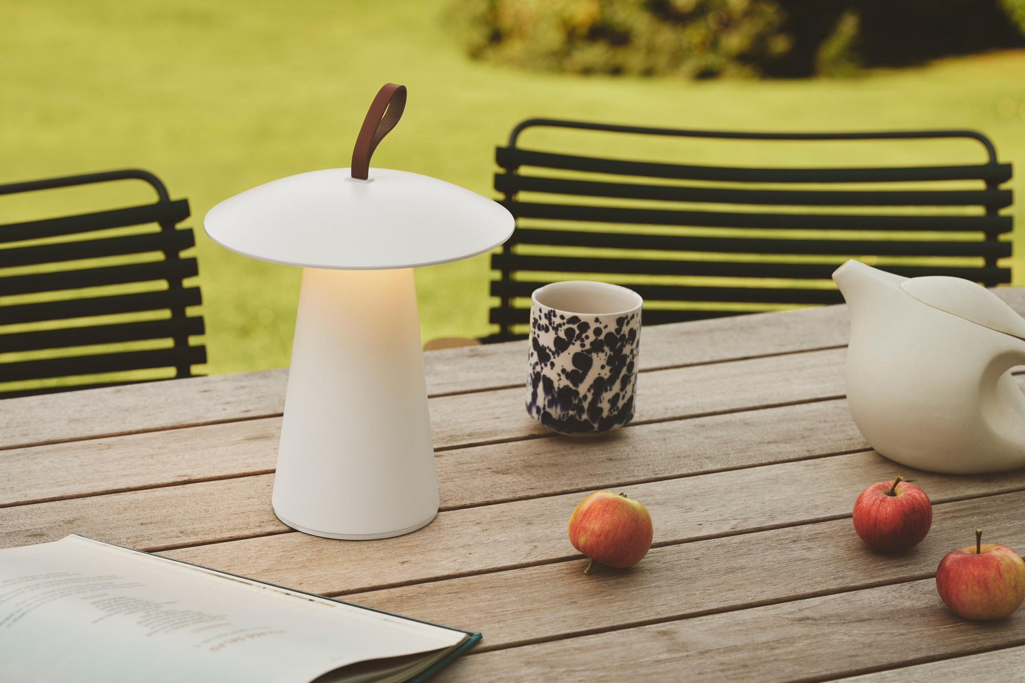 Lampe à poser d'extérieur Ara To-Go 2 au design contemporain par Nordlux