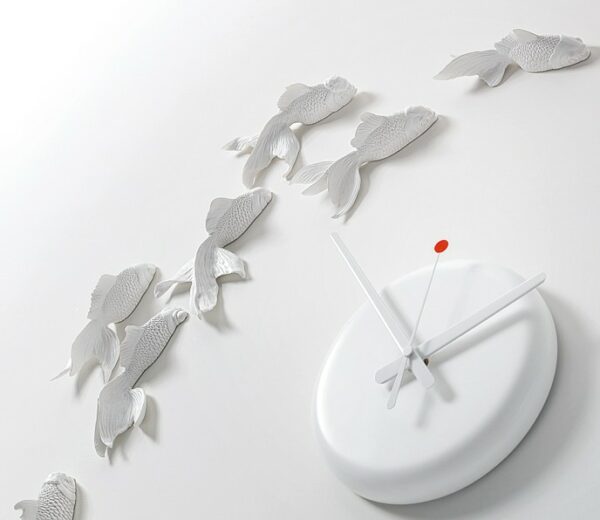 Horloge design Goldfish X CLOCK par Haoshi