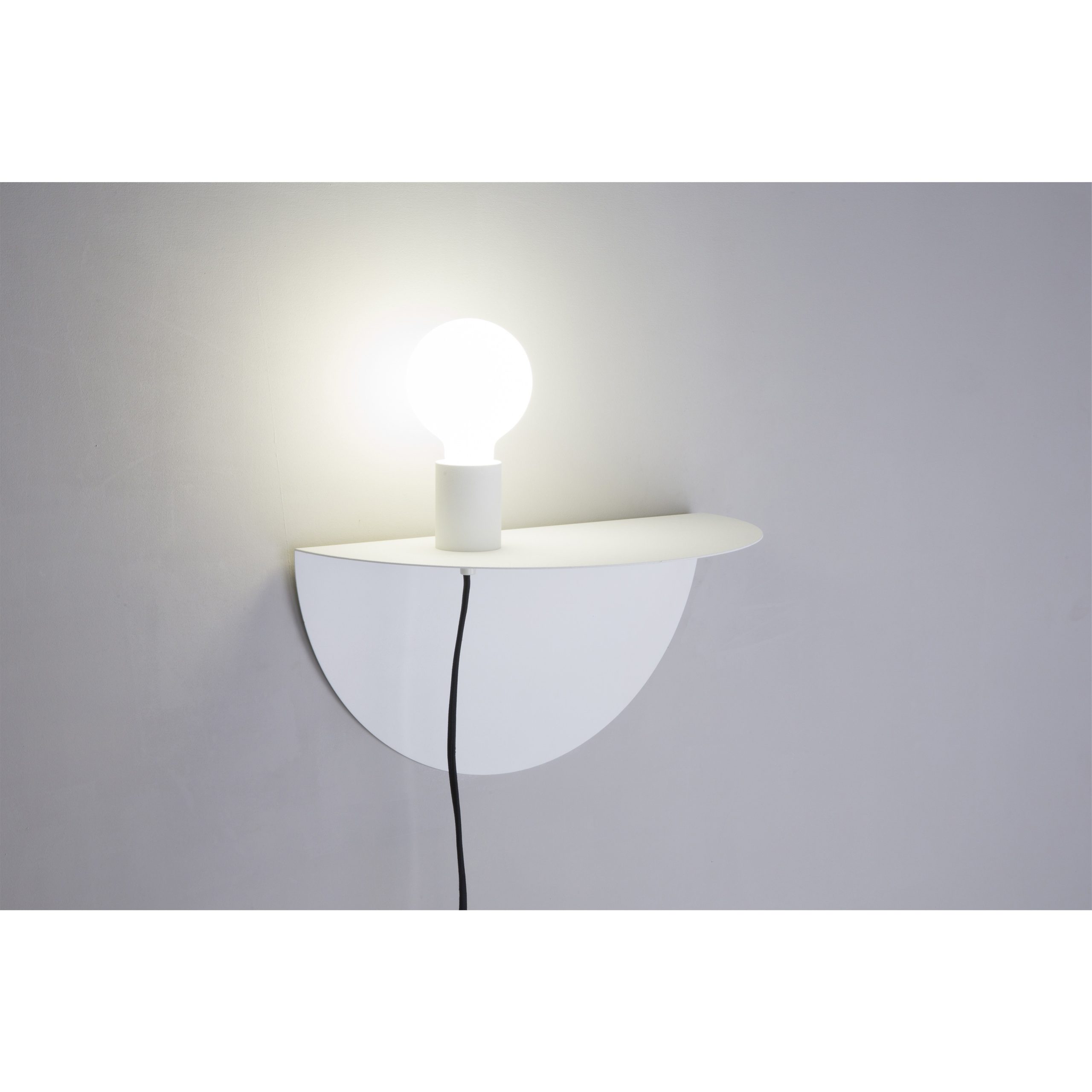 Applique / étagère design Room blanc au design moderne et minimaliste par Goula Figuera