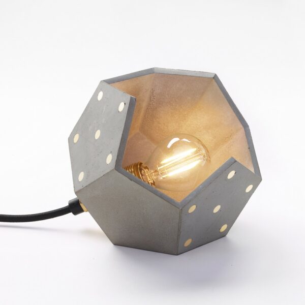 Lampe à poser magnétique Basic TWELVE solo concrete avec un élément magnétique en béton par Plato Design
