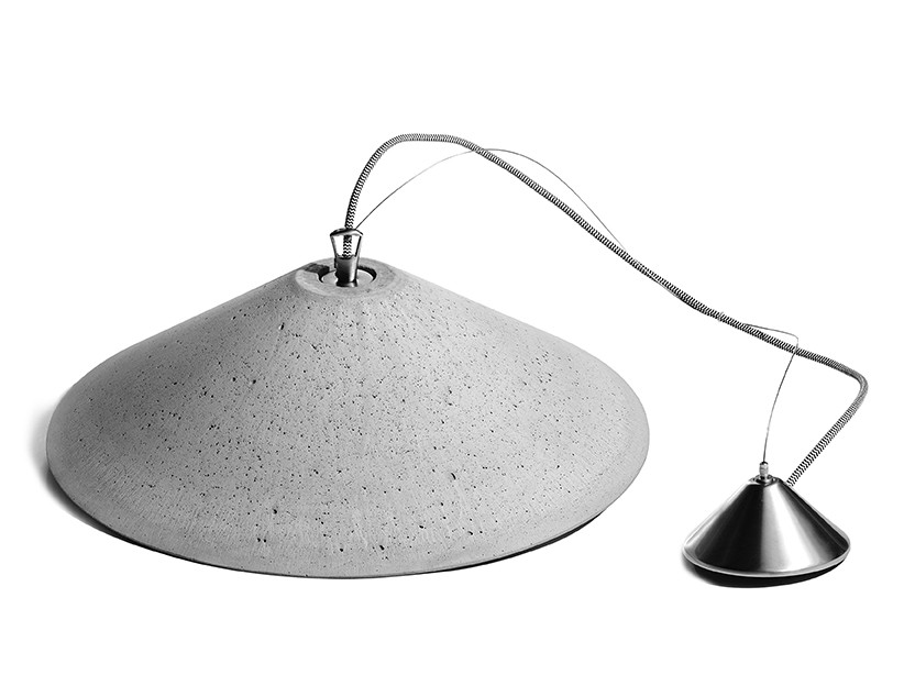 Suspension conique en béton Mons 45 au design industriel par Urbi et Orbi